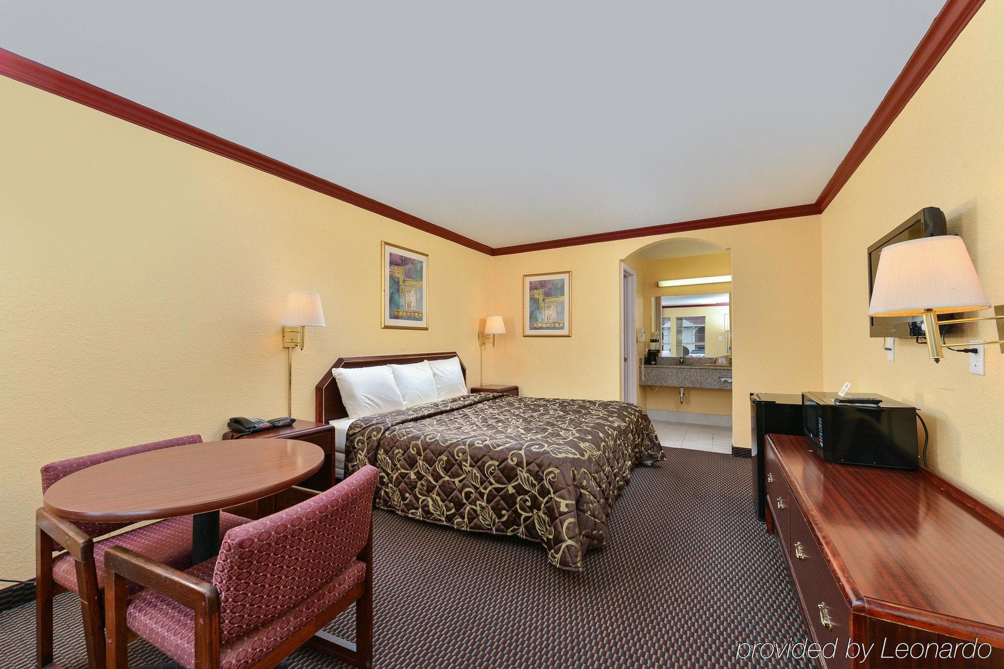 Americas Best Value Inn Конро Екстериор снимка