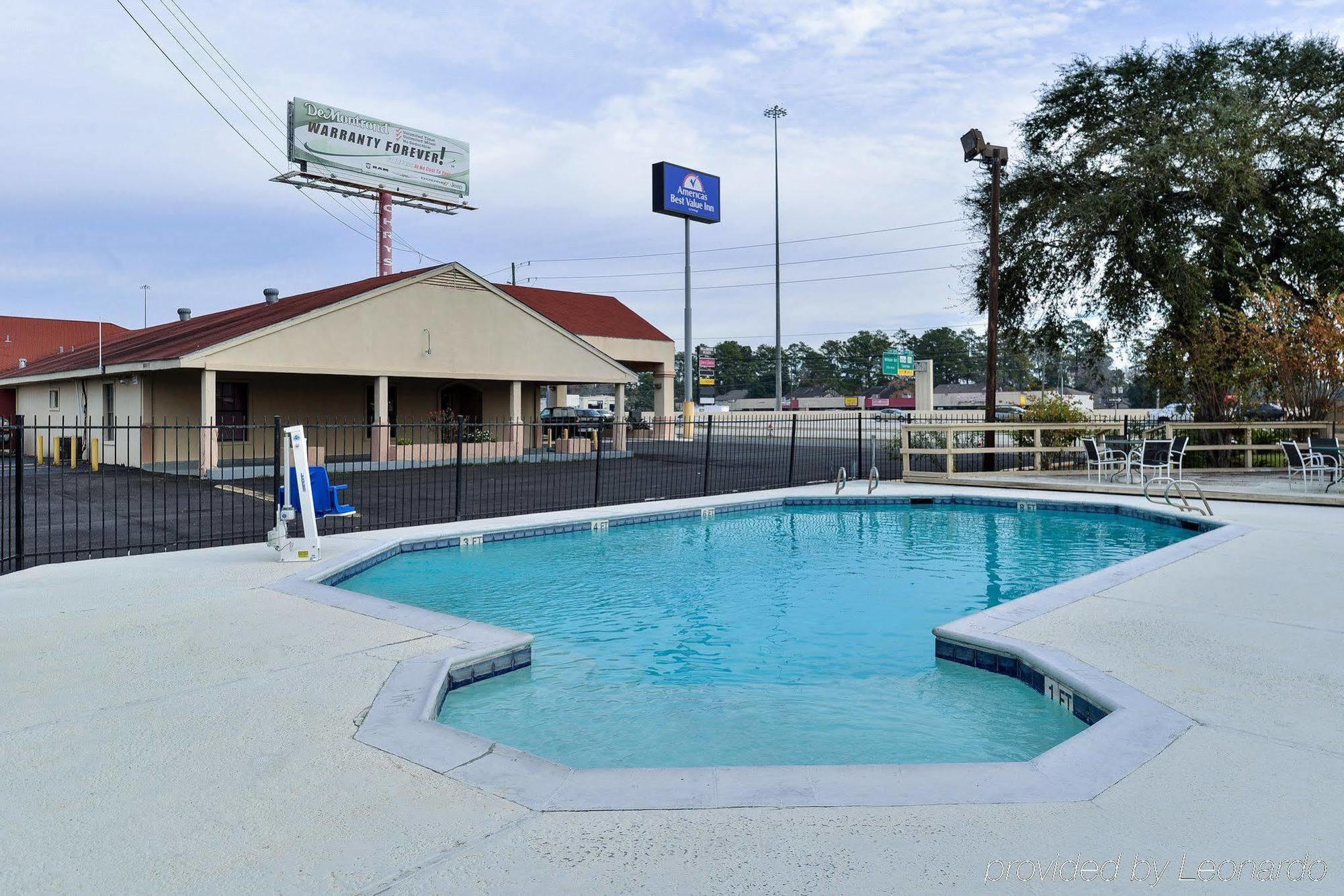 Americas Best Value Inn Конро Екстериор снимка
